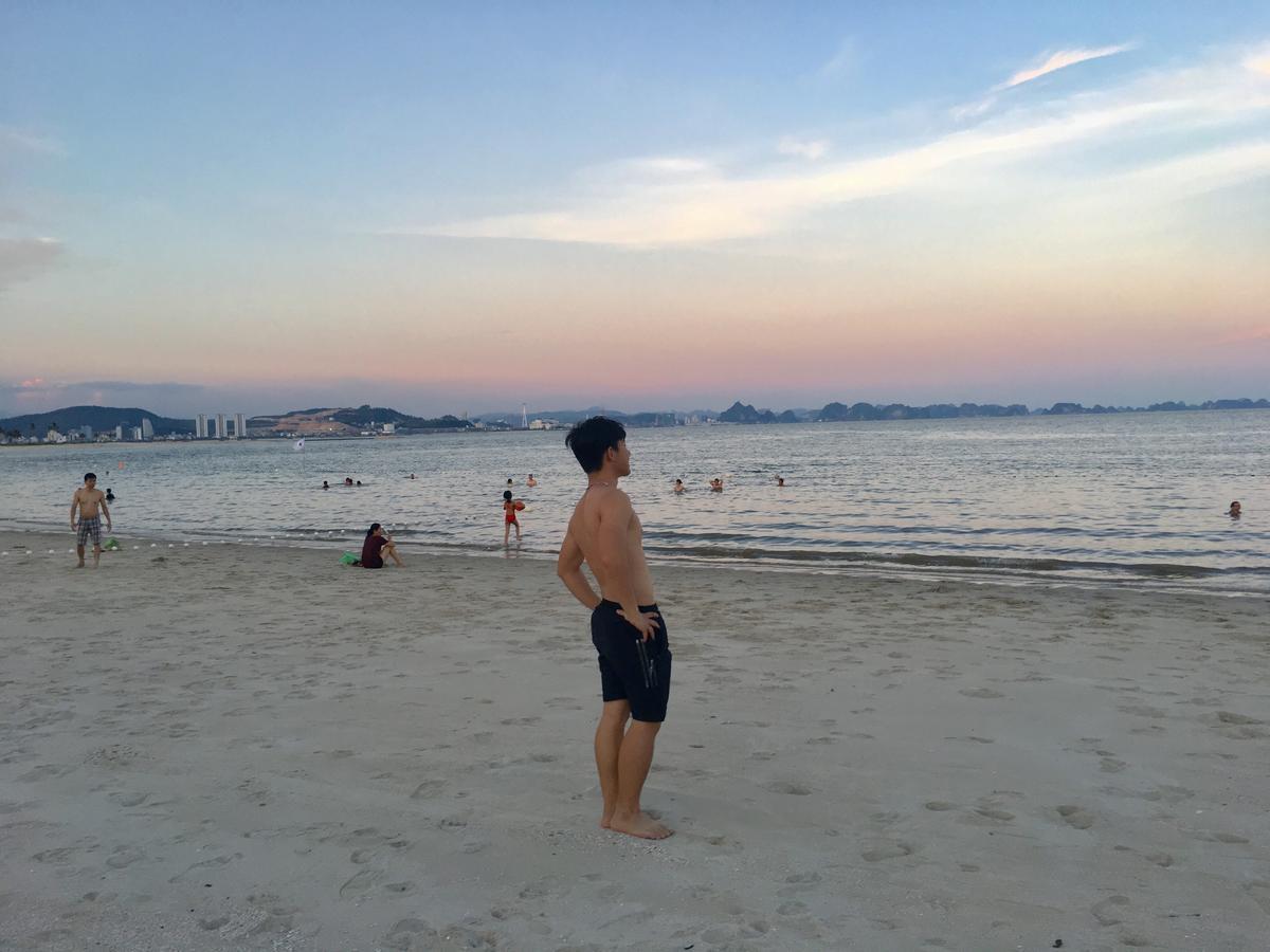 Moc Tra Hotel Tuan Chau Ha Long Bagian luar foto